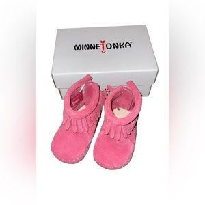 Minnetonka Baby Girl Pink Boots